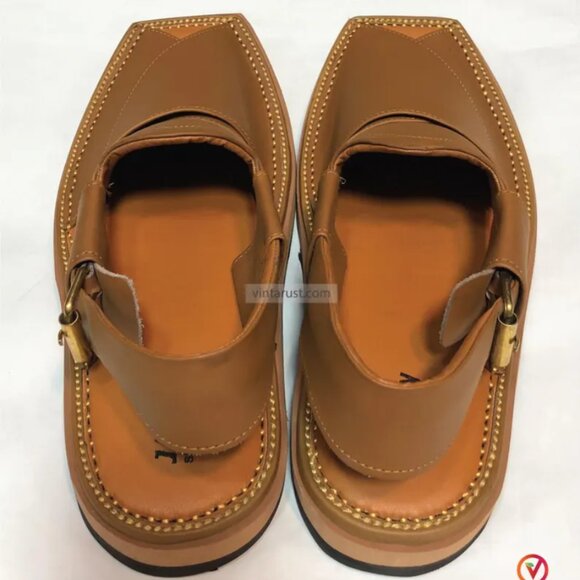 Handcrafted Leather Peshawari Chappal: Gents Kaptaan Sandal main image 6